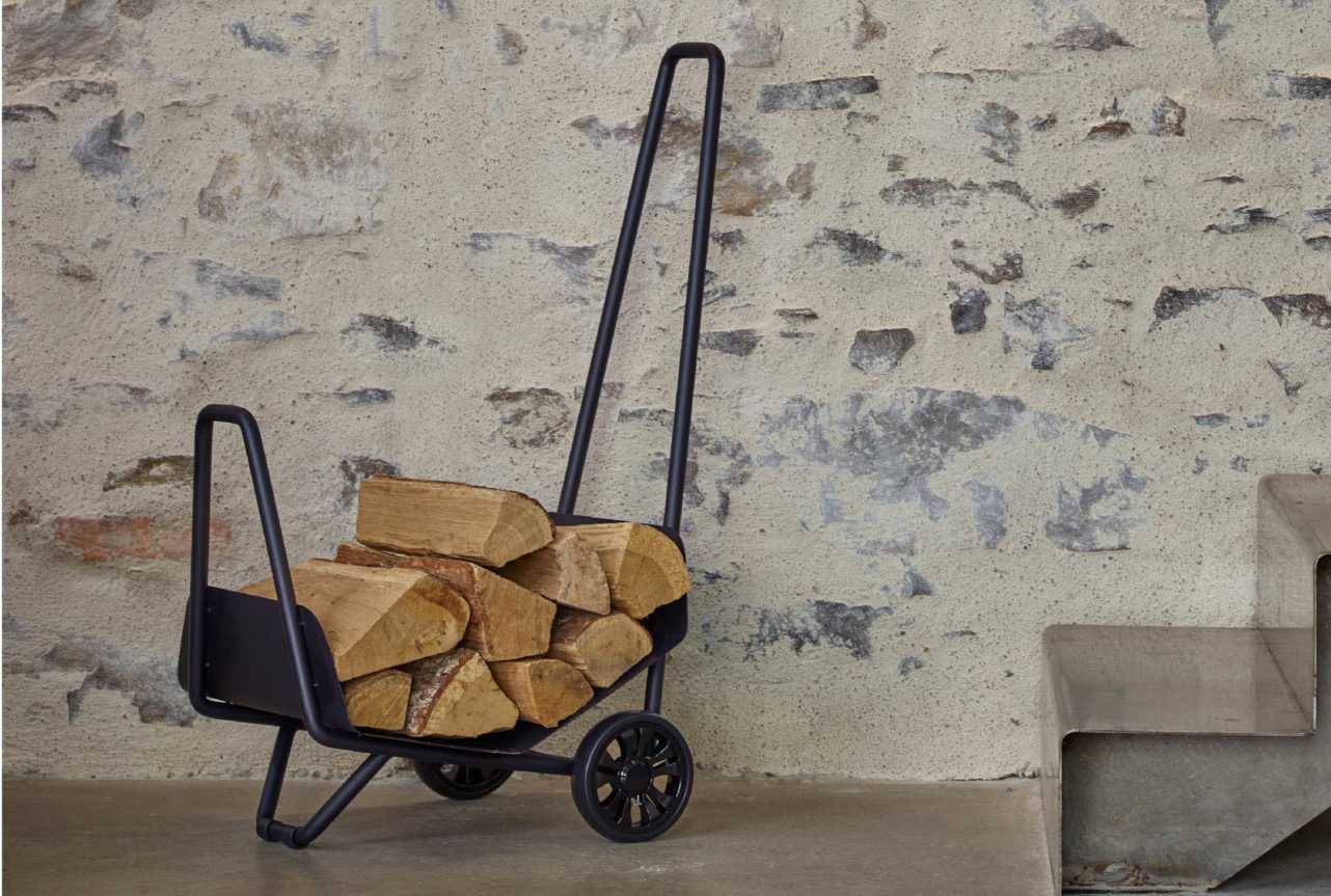 Chariot de bois de chauffage avec Perforations décoratives