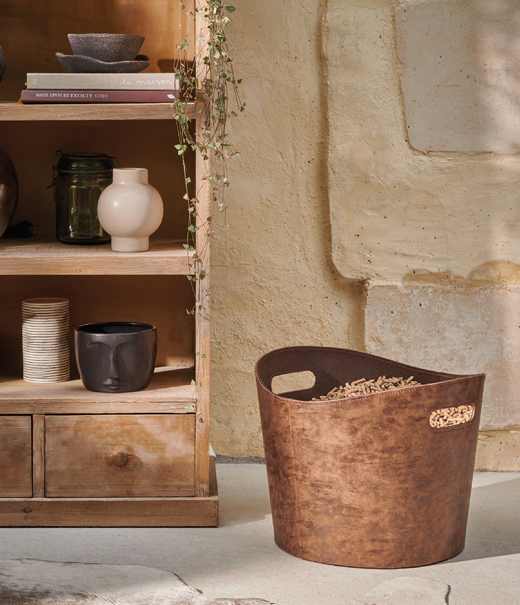 corbeille-granules-gamma-marron-ambiance-liste.jpg