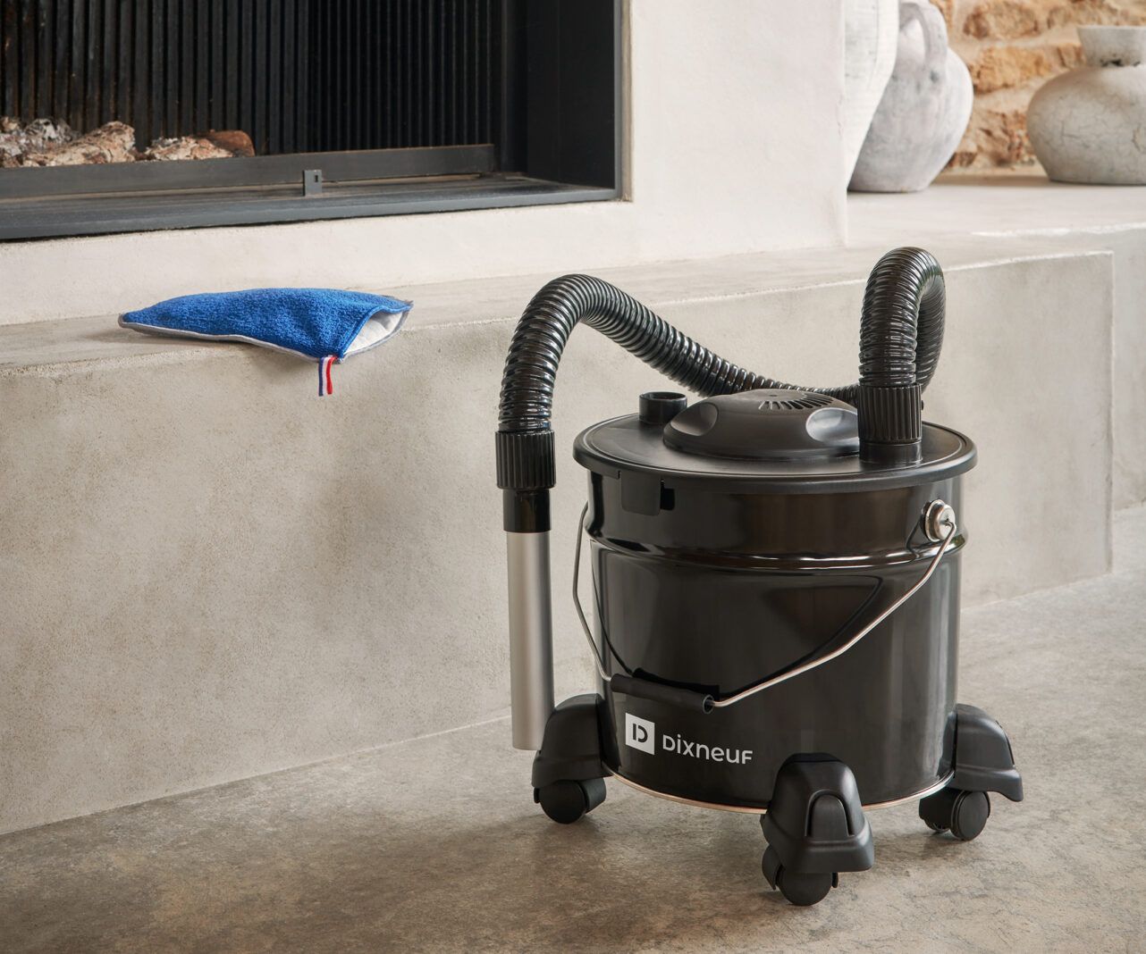 menu-une-accessoires-pratiques-aspirateur-cendrexpress-800-2.jpg